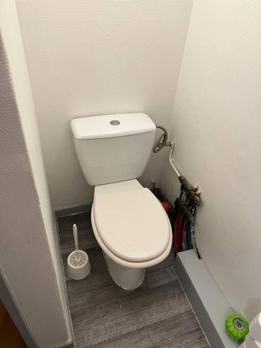 Studio A 2 Minutes De La Gare Apartman Mulhouse Kültér fotó