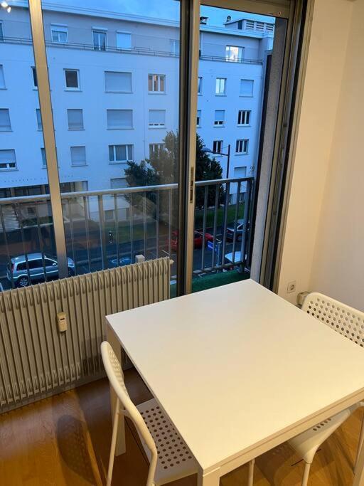 Studio A 2 Minutes De La Gare Apartman Mulhouse Kültér fotó